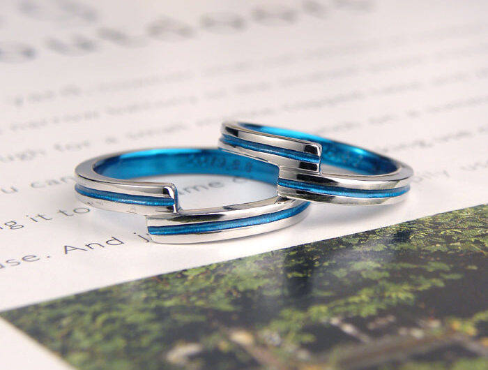 螺旋にねじれたブルーカラー手作り結婚指輪
