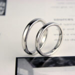 シンプルな甲丸リングの結婚指輪
