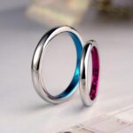 内側ブルー・ピンクの鮮やかな手作り結婚指輪